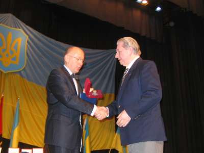 Ihor Ostash awards Andrij Grygorovych
